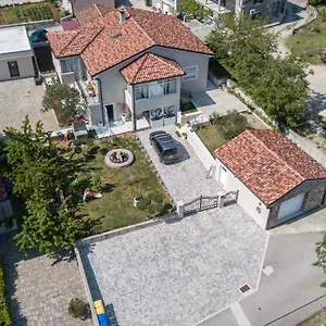 Apartment New&modern Dora, Vrh (Krk)